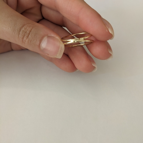 Gold Tone Double Ring - Picture 4 of 5